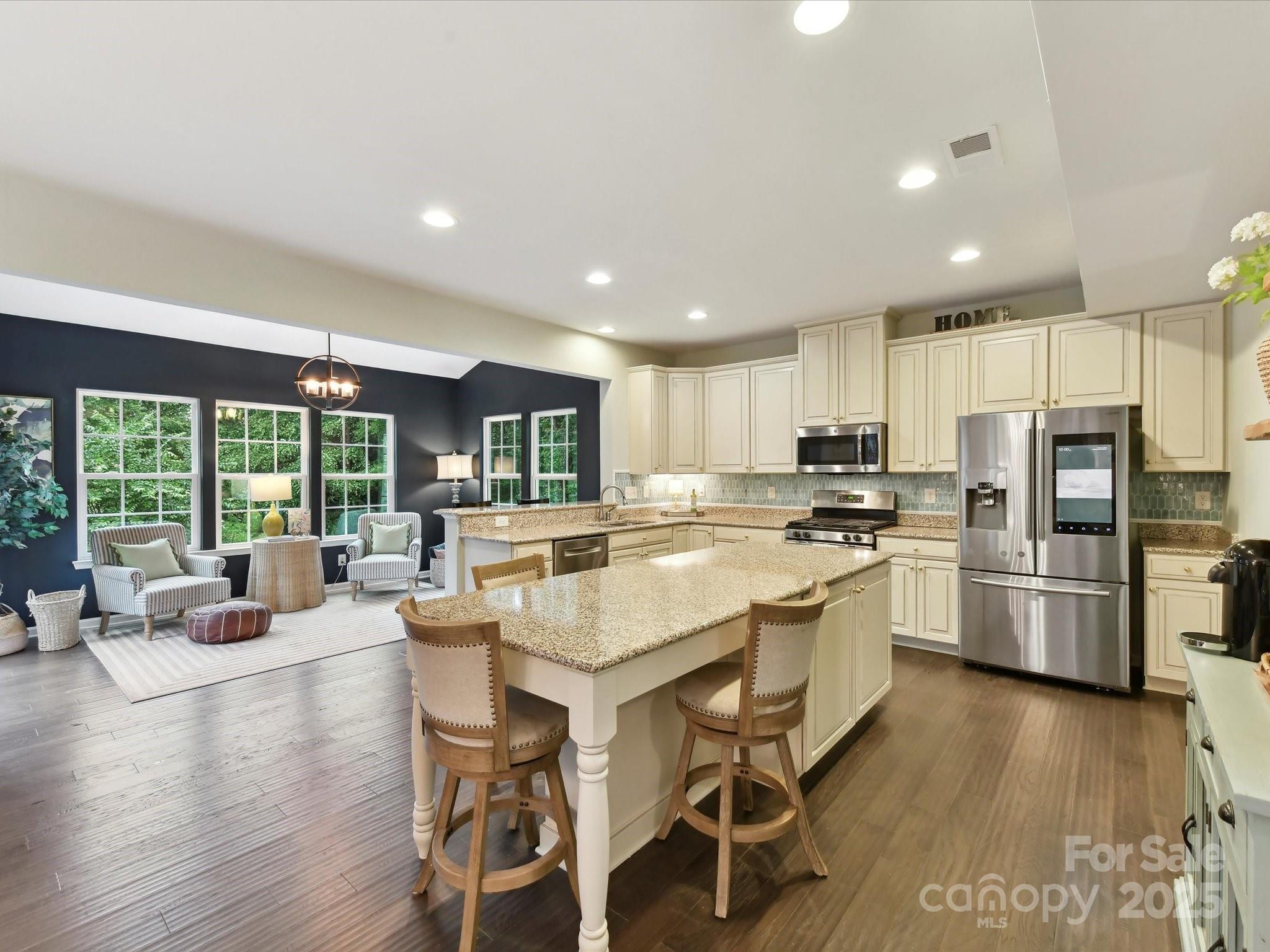 Property image 5 of 3609 Benseval Lane in Lismore, Matthews, NC 28105