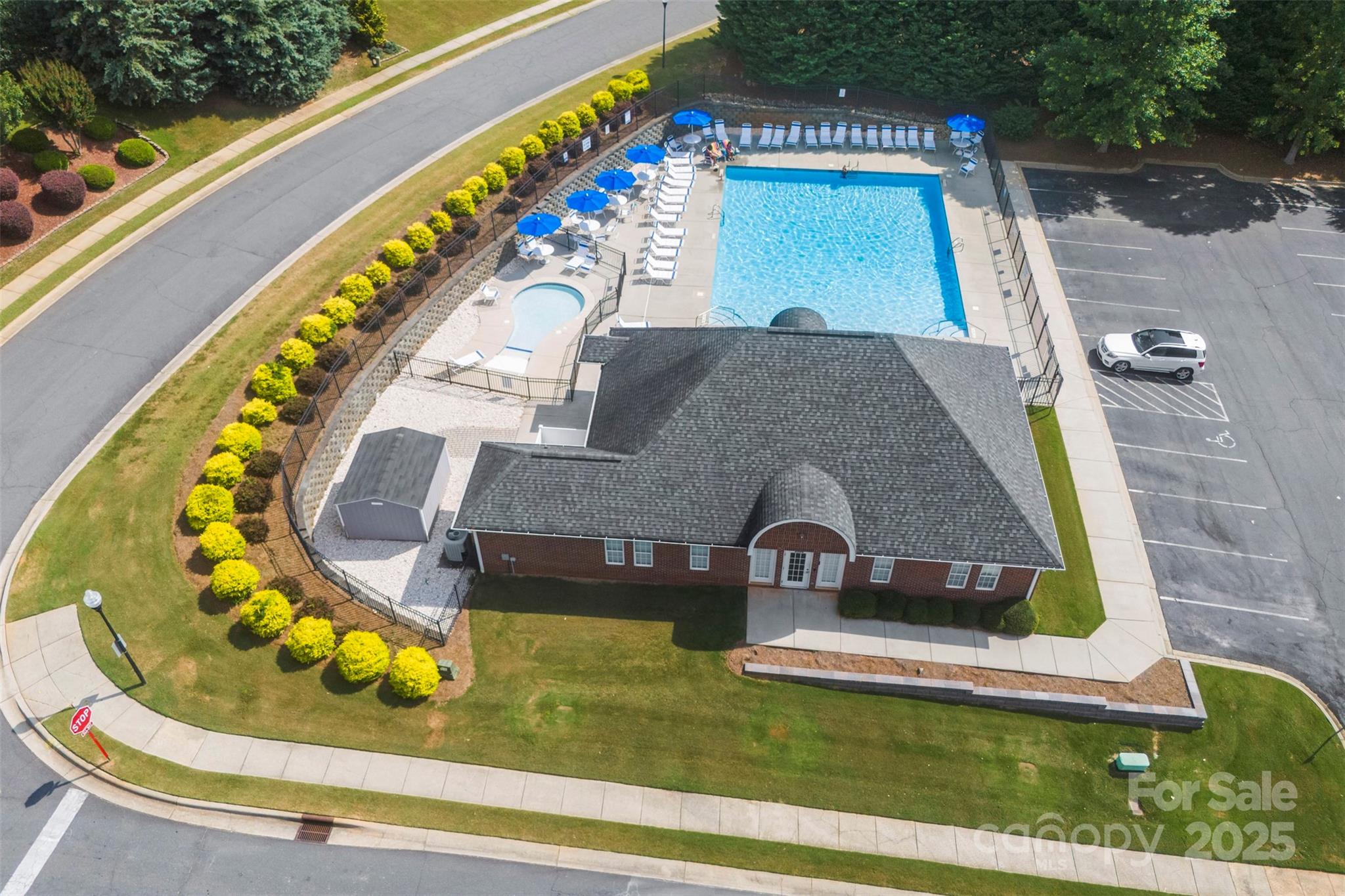 Property image 3 of 2792 Sawbridge Lane in Kinmere Commons, Gastonia, NC 28056
