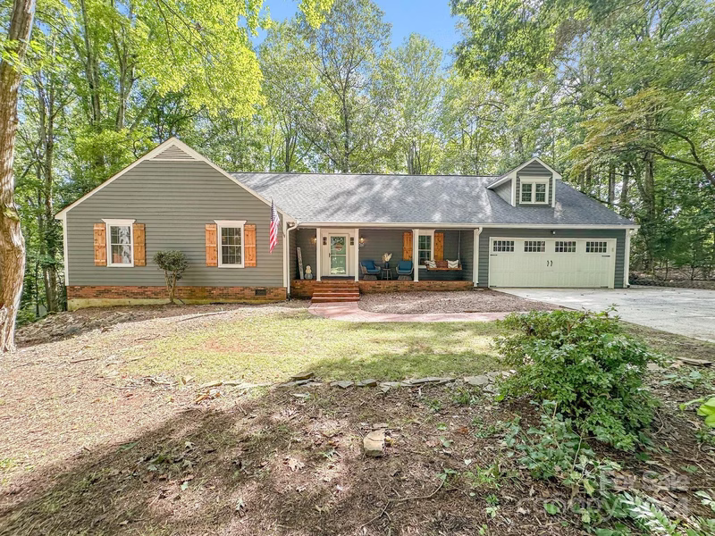 3106 Love Court