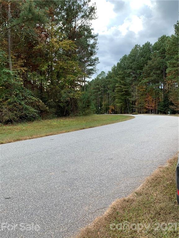 Property image 5 of 6204 Plantation Pointe Drive in Plantation Pointe, Granite Falls, NC 28630
