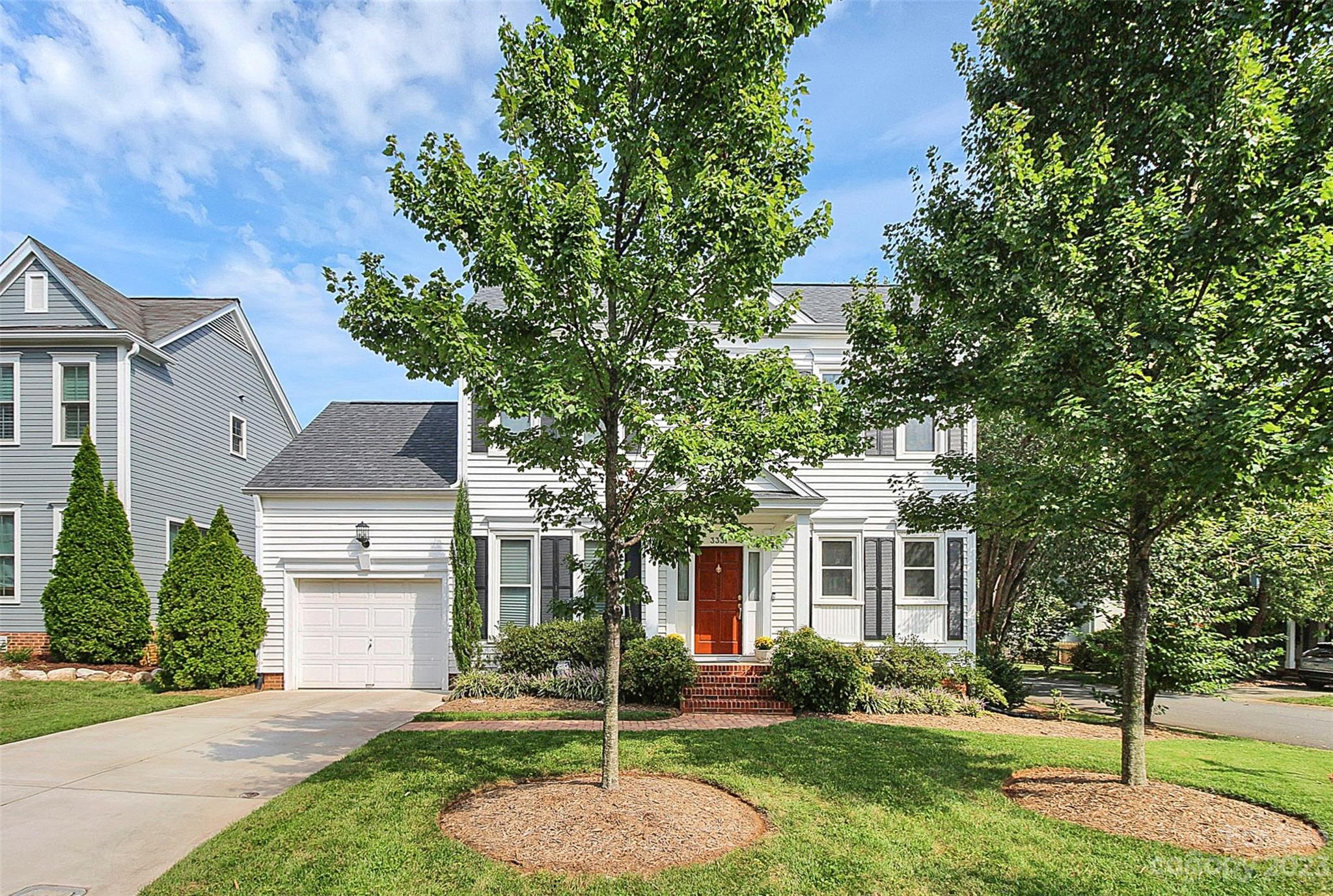 Property image 4 of 3331 Moores Glen Drive in Selwyn Farms, Charlotte, NC 28209
