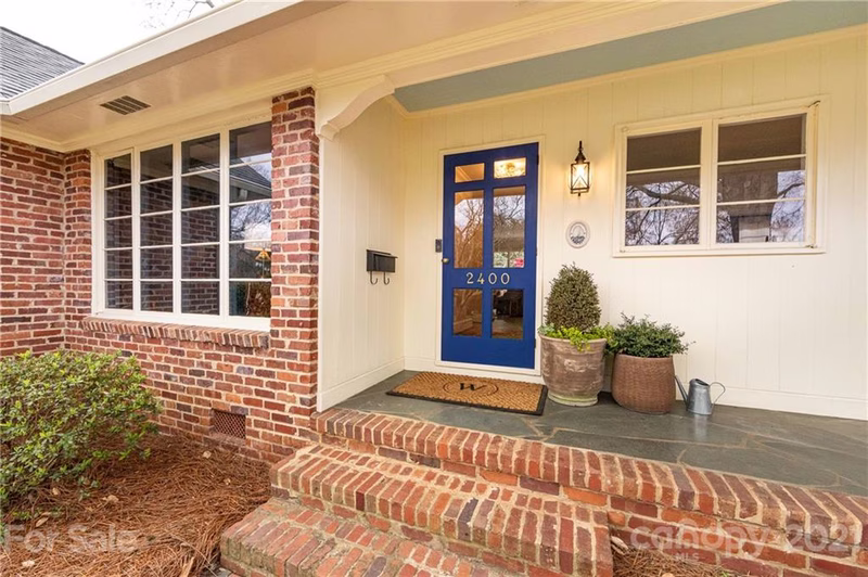 Property image 4 at 2400 Cloister Drive, Charlotte, NC 28211
