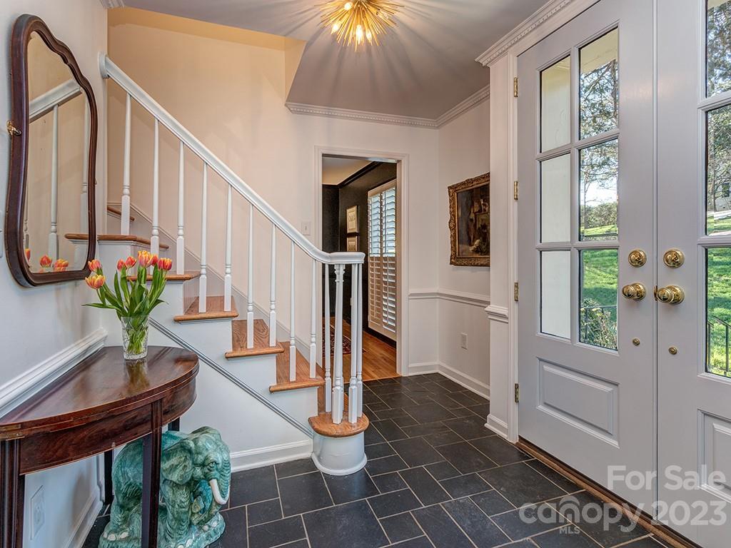 Property image 4 of 2500 Ainsdale Road in Governors Square, Charlotte, NC 28226