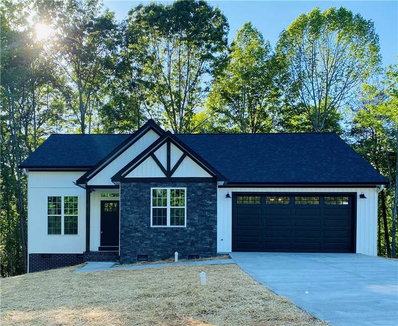 1205 Winter Place