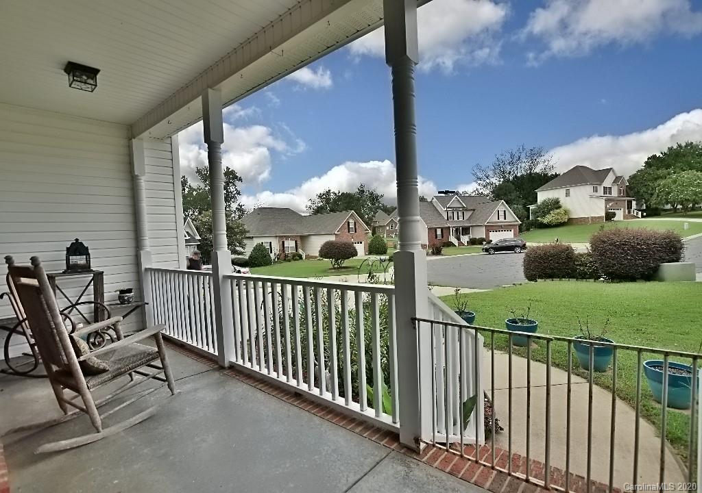 Property image 3 of 431 Tanner Commons Lane in Tanner Commons, Rock Hill, SC 29732