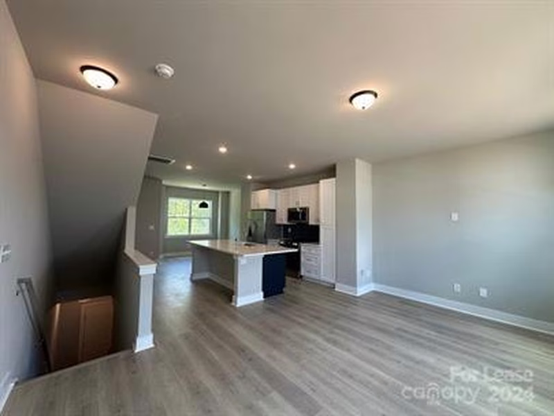 Property image 5 at 5020 Central Avenue, Charlotte, NC 28205