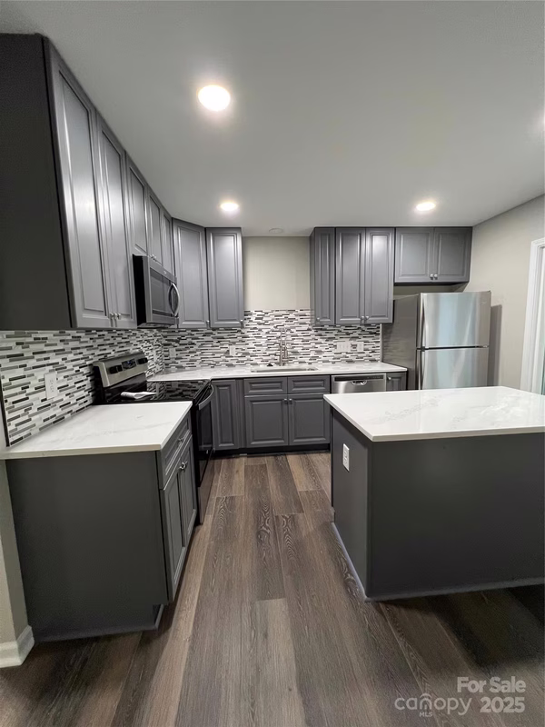Property image 3 at 9103 Exbury Court, Charlotte, NC 28269