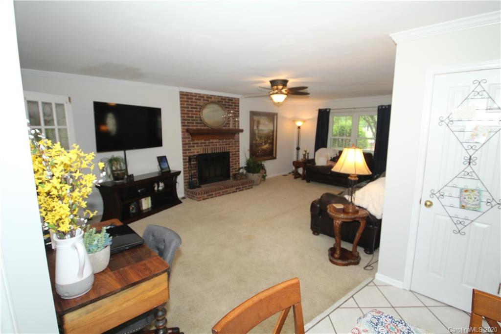 Property image 4 of 2117 Clover Bend Drive in Clover Bend, Monroe, NC 28110