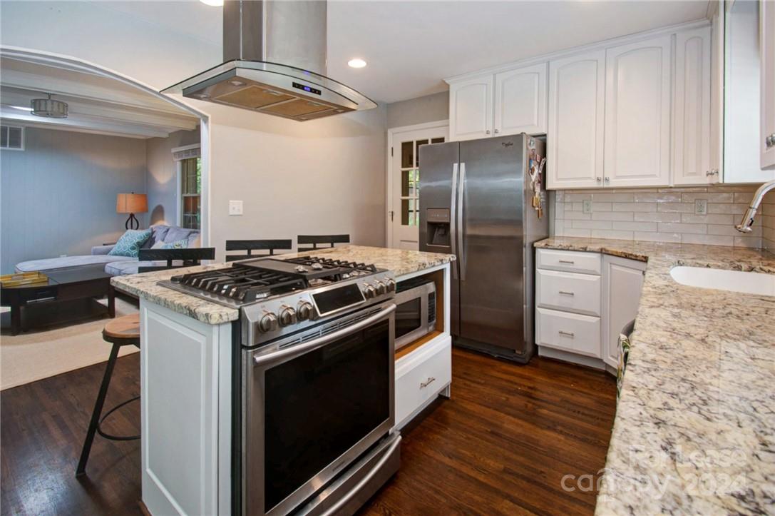 Property image 4 of 6419 Old Reid Road in Spring Valley, Charlotte, NC 28210