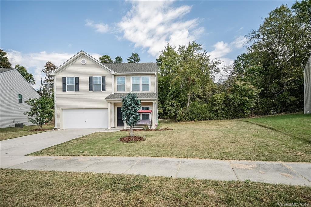 Property image 2 of 2319 Bloomfield Drive in Azalea Estates, Kannapolis, NC 28081