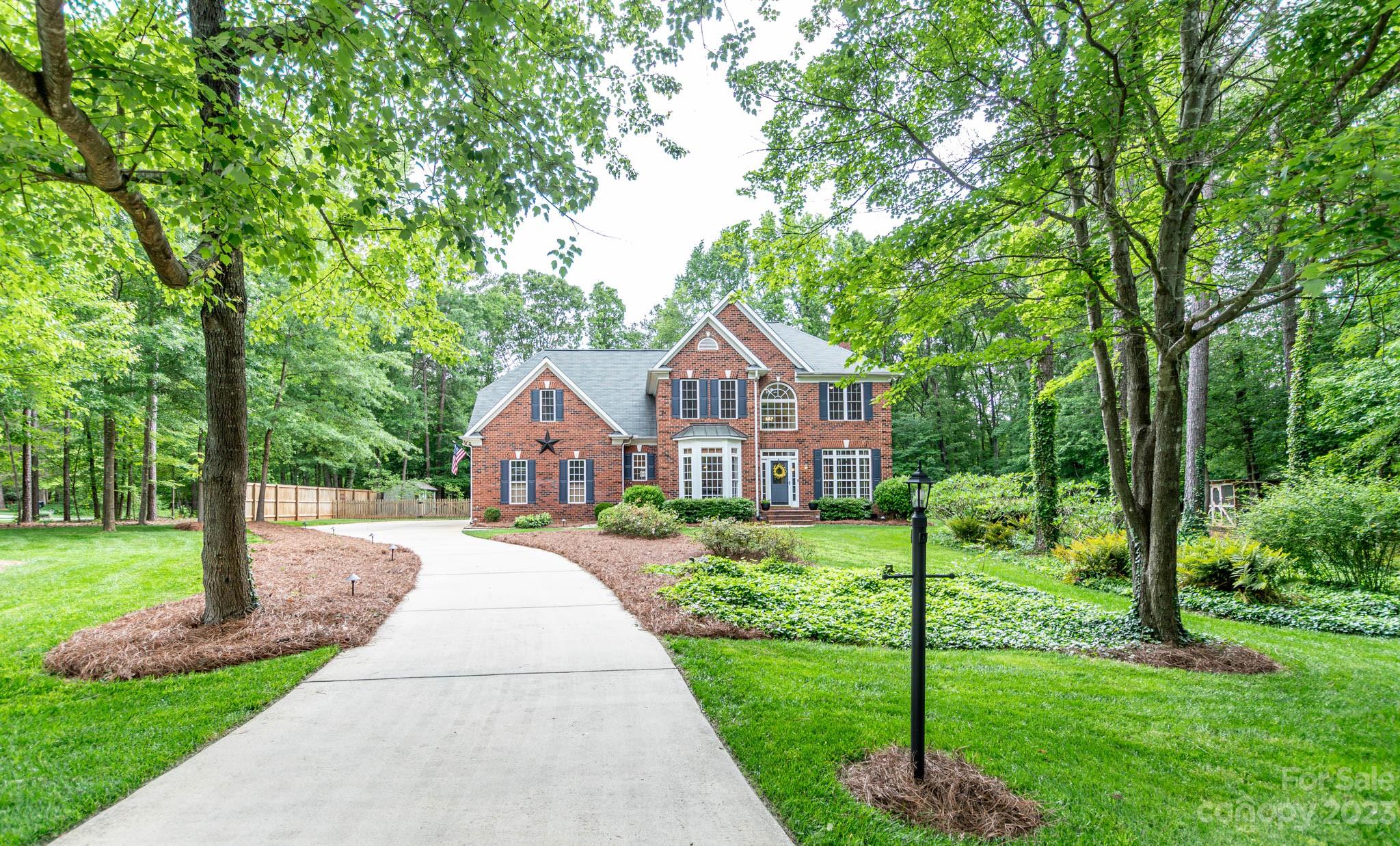 Property image 3 of 6318 Antioch Court in Weddington Oaks, Matthews, NC 28104