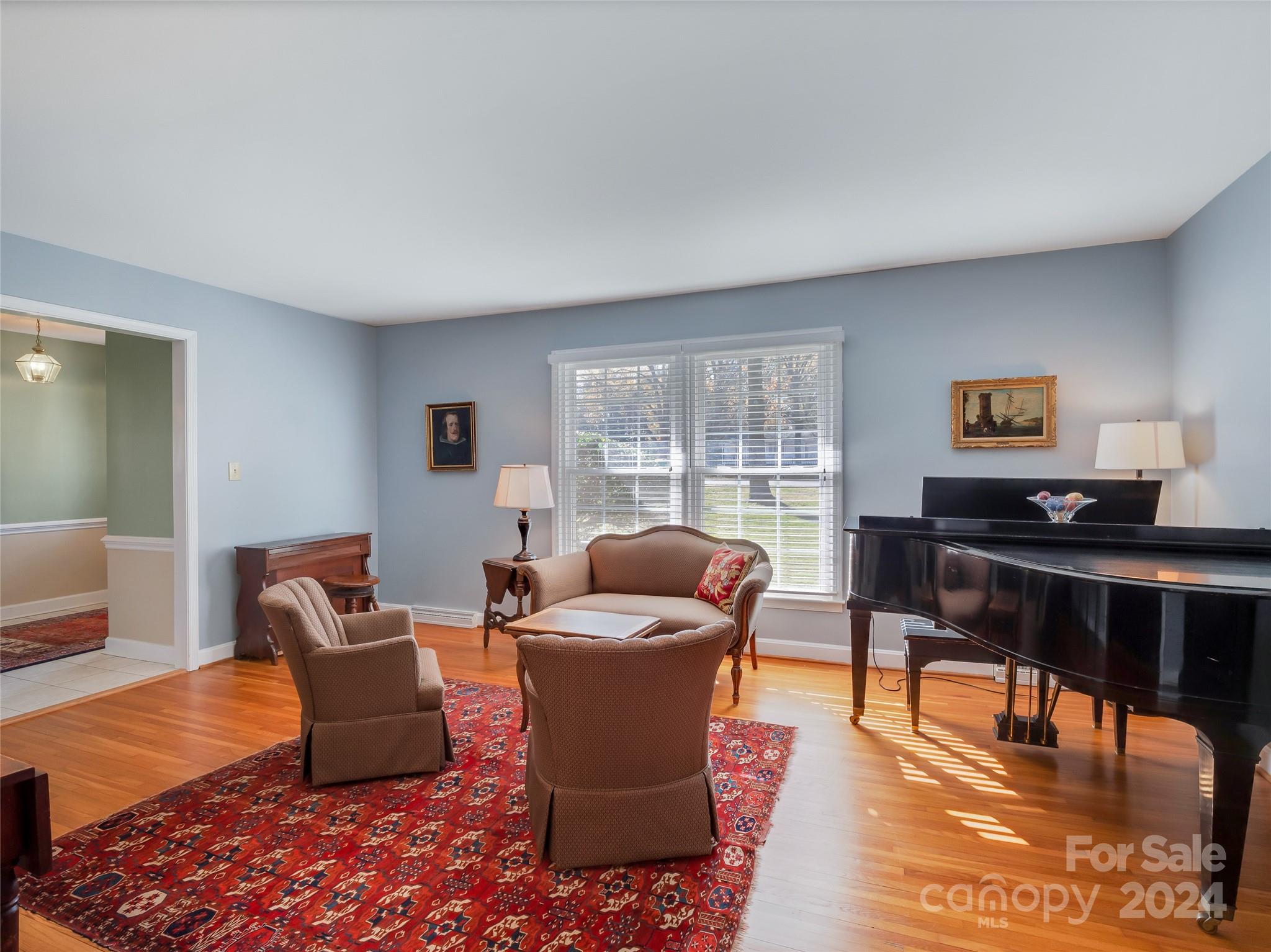 Property image 5 of 4211 Sharon View Road in Governors Square, Charlotte, NC 28226