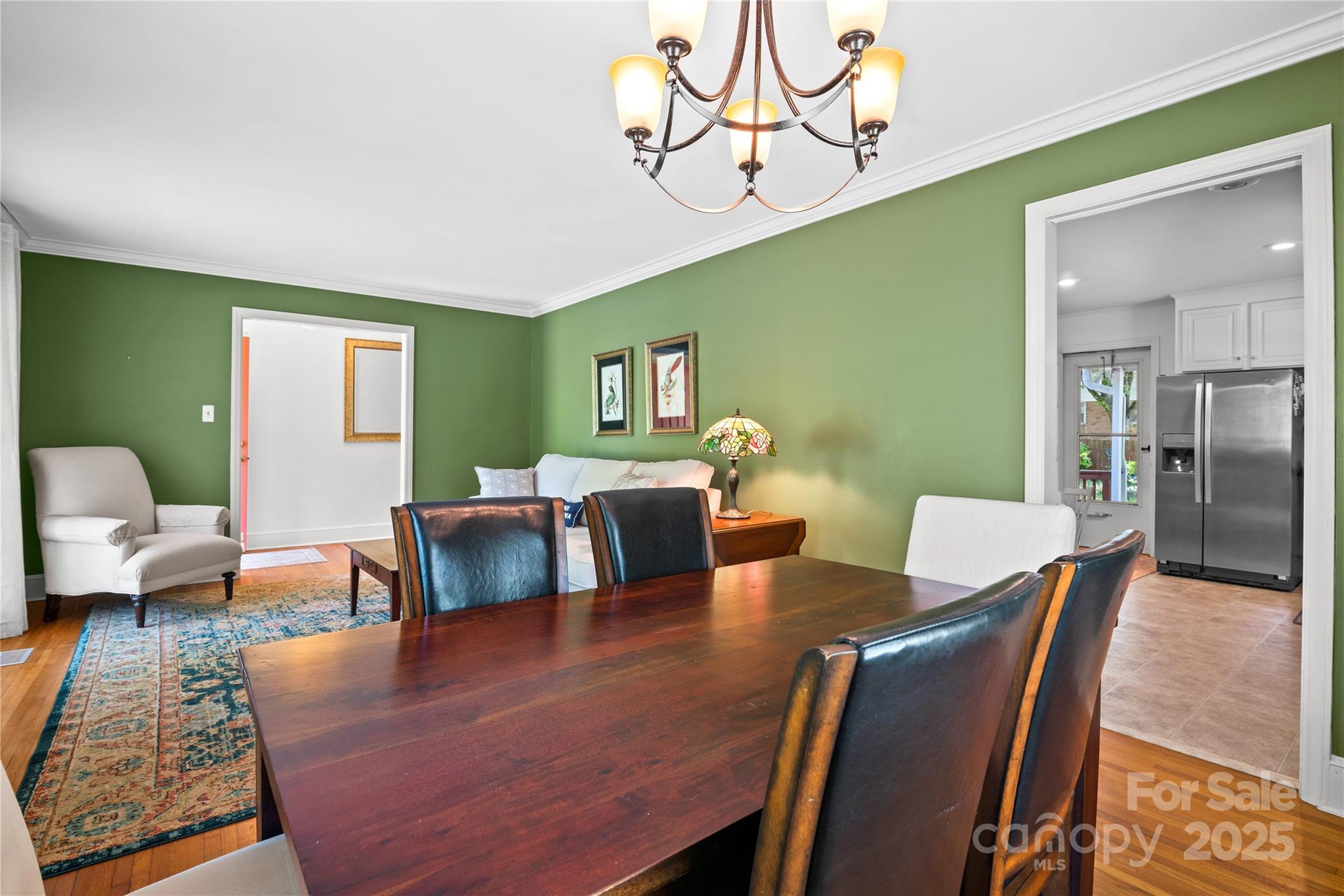 Property image 4 of 2100 Stonewood Drive in Montclaire, Charlotte, NC 28210