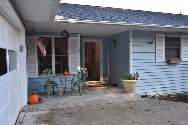 Property image 3 at 30 Russell Circle, Penrose, NC 28766