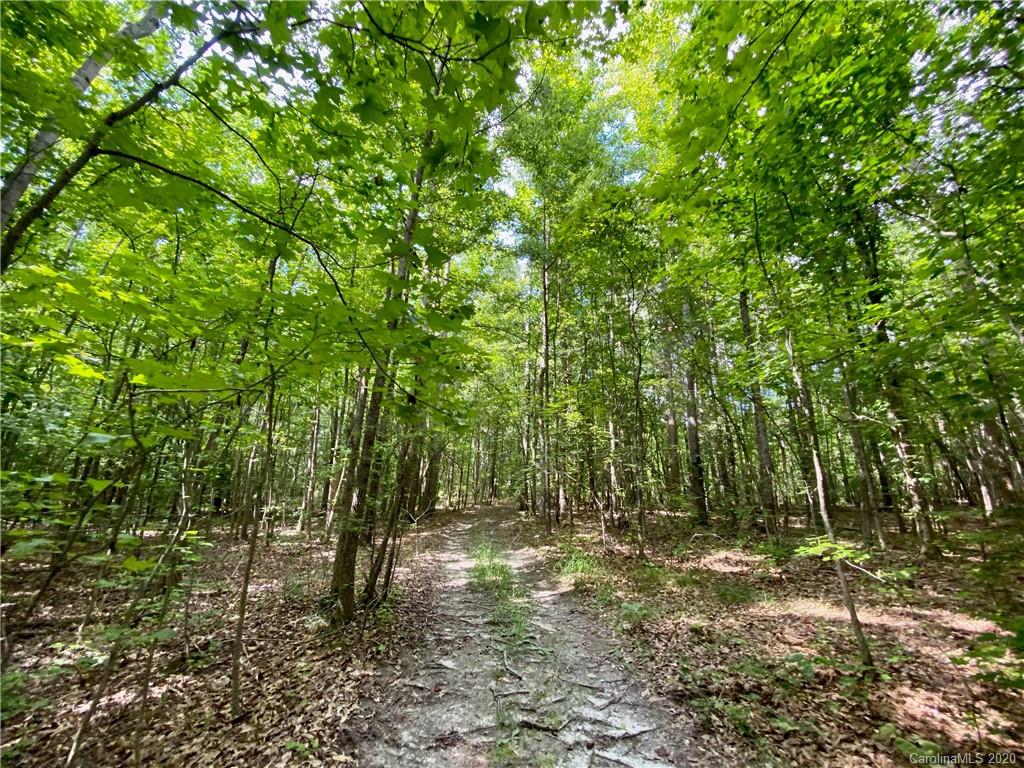 Property image 3 of 3826 Beaty Road in Robinwood Village, Gastonia, NC 28056