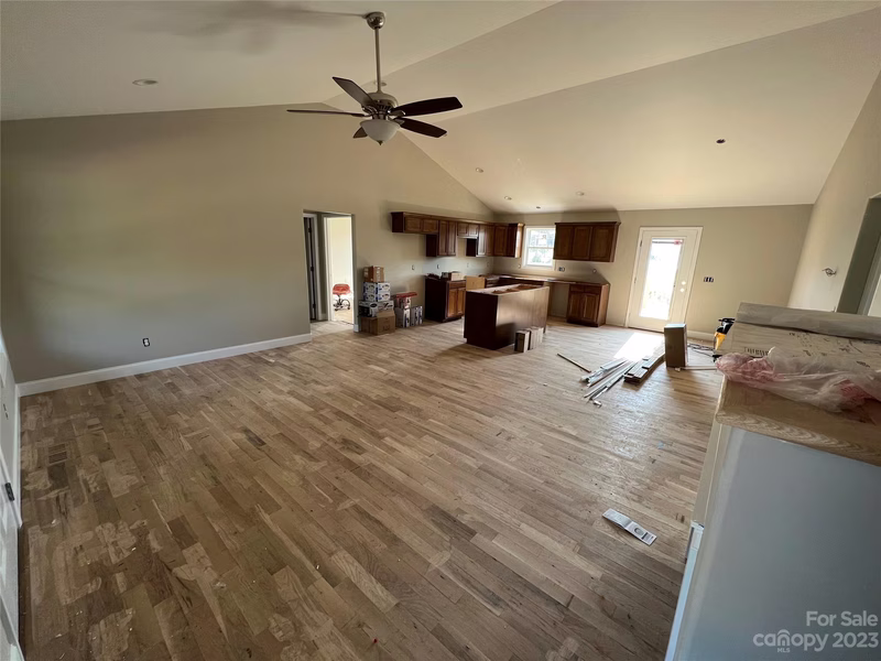 Property image 3 at 301 S 5th Avenue, Maiden, NC 28650