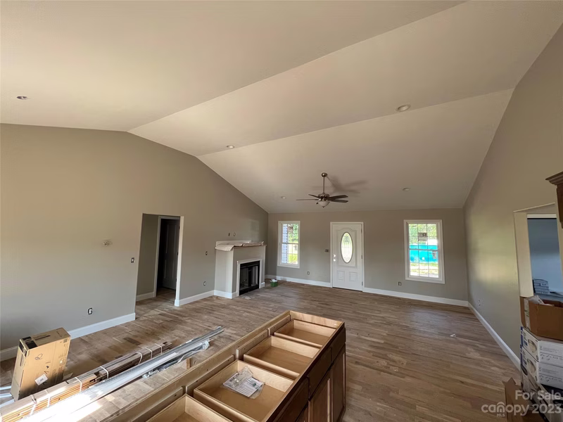 Property image 5 at 301 S 5th Avenue, Maiden, NC 28650