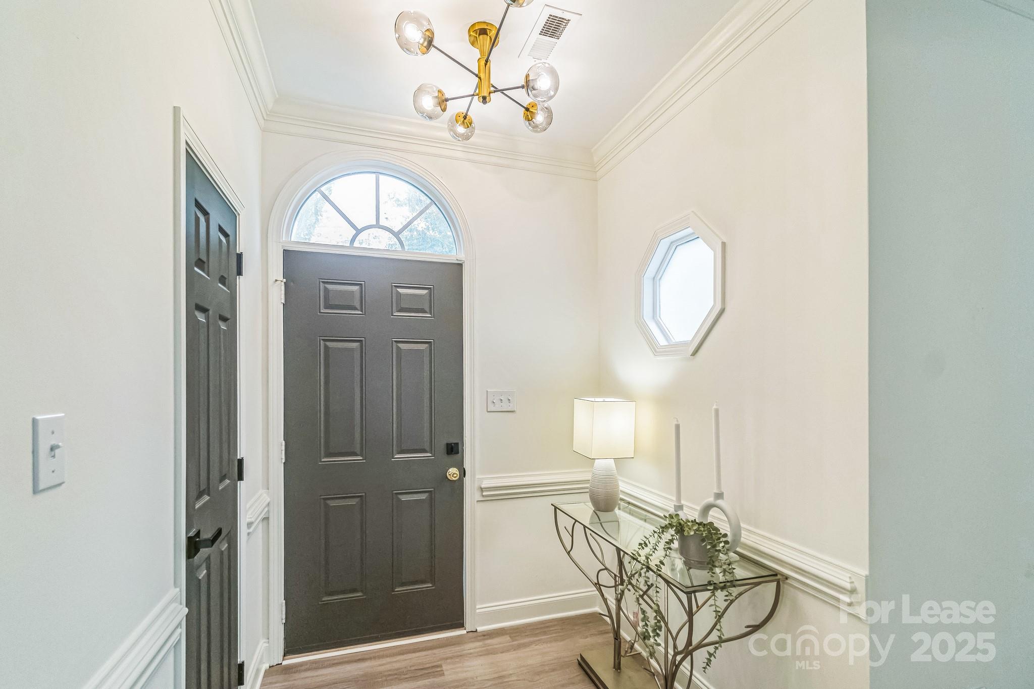 Property image 2 of 9509 Green Apple Drive in Turtle Rock, Charlotte, NC 28215