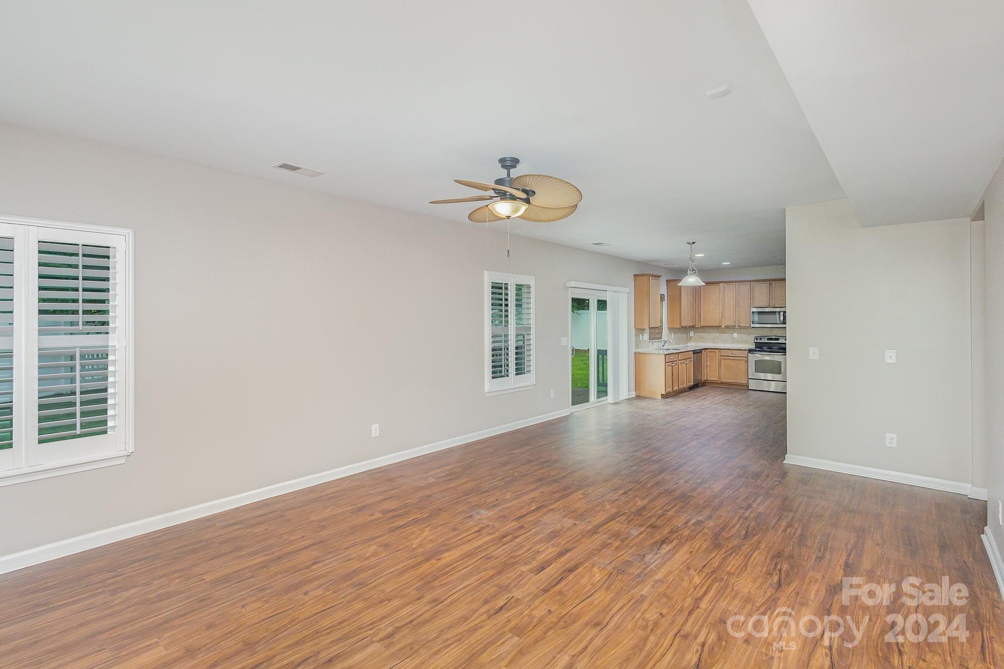 Property image 3 of 3075 Robusta Court in Rosegate, Gastonia, NC 28056