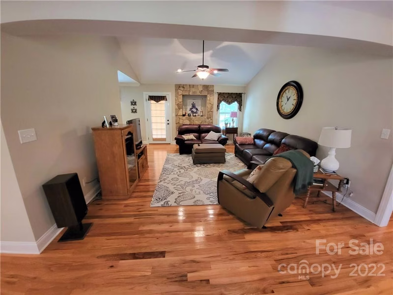 Property image 5 at 1277 Kensington Circle, Newton, NC 28658