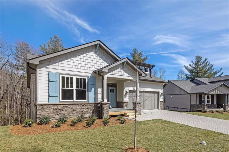 Property image 2 at 251 Hogans View Circle, Hendersonville, NC 28739