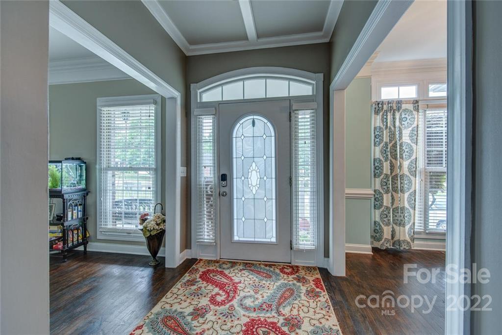 Property image 4 of 5213 Featherstone Court in Cramer Woods, Gastonia, NC 28056