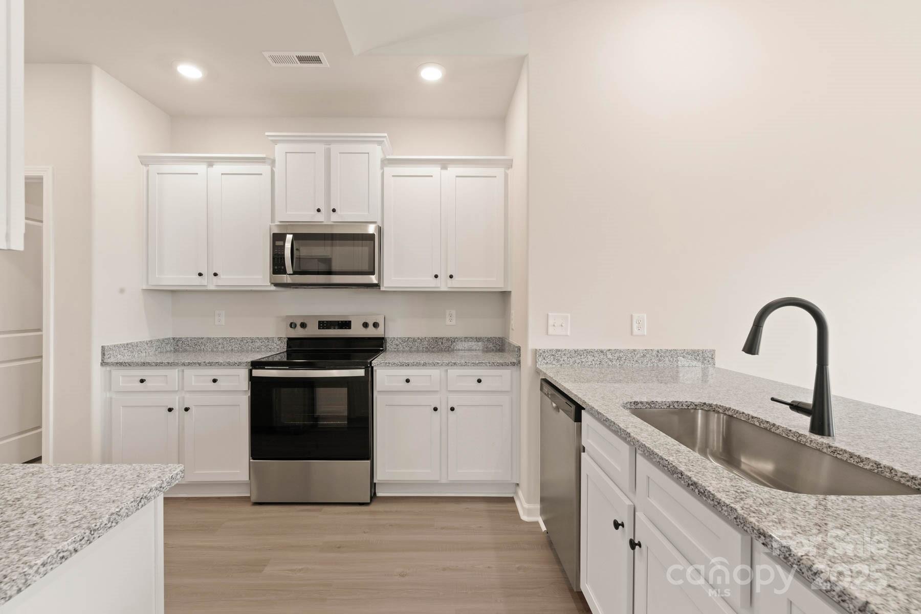 Property image 5 of 3505 Saddlebred Drive in Stagecoach Station, Gastonia, NC 28052
