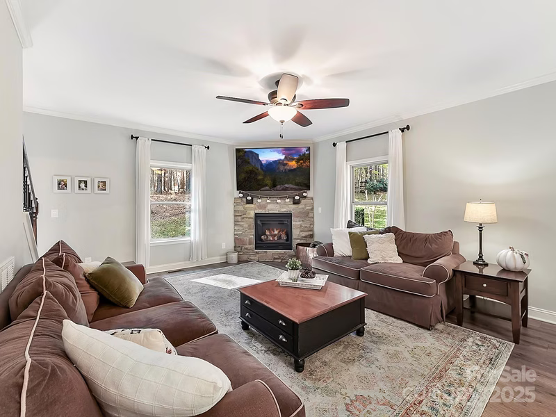 Property image 5 at 250 Kenway Loop, Mooresville, NC 28117