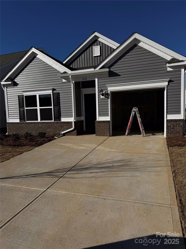 1130 Red River Drive