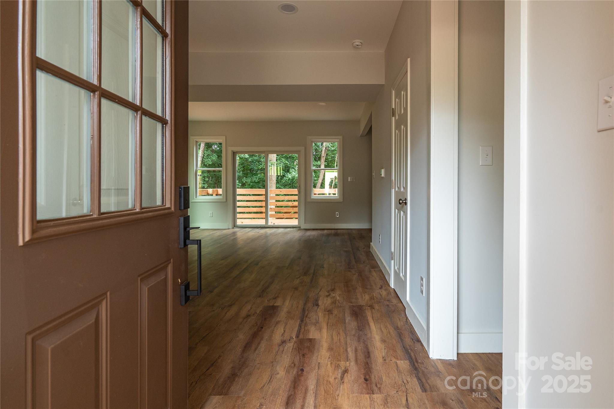 Property image 4 of 4125 Hemingway Drive in Maybrook, Hickory, NC 28601
