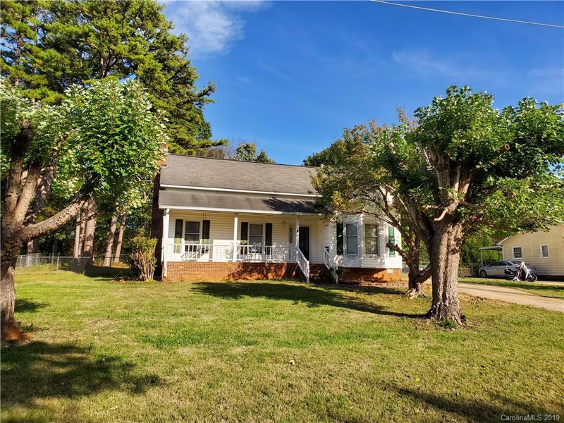 2602 Cherokee Court