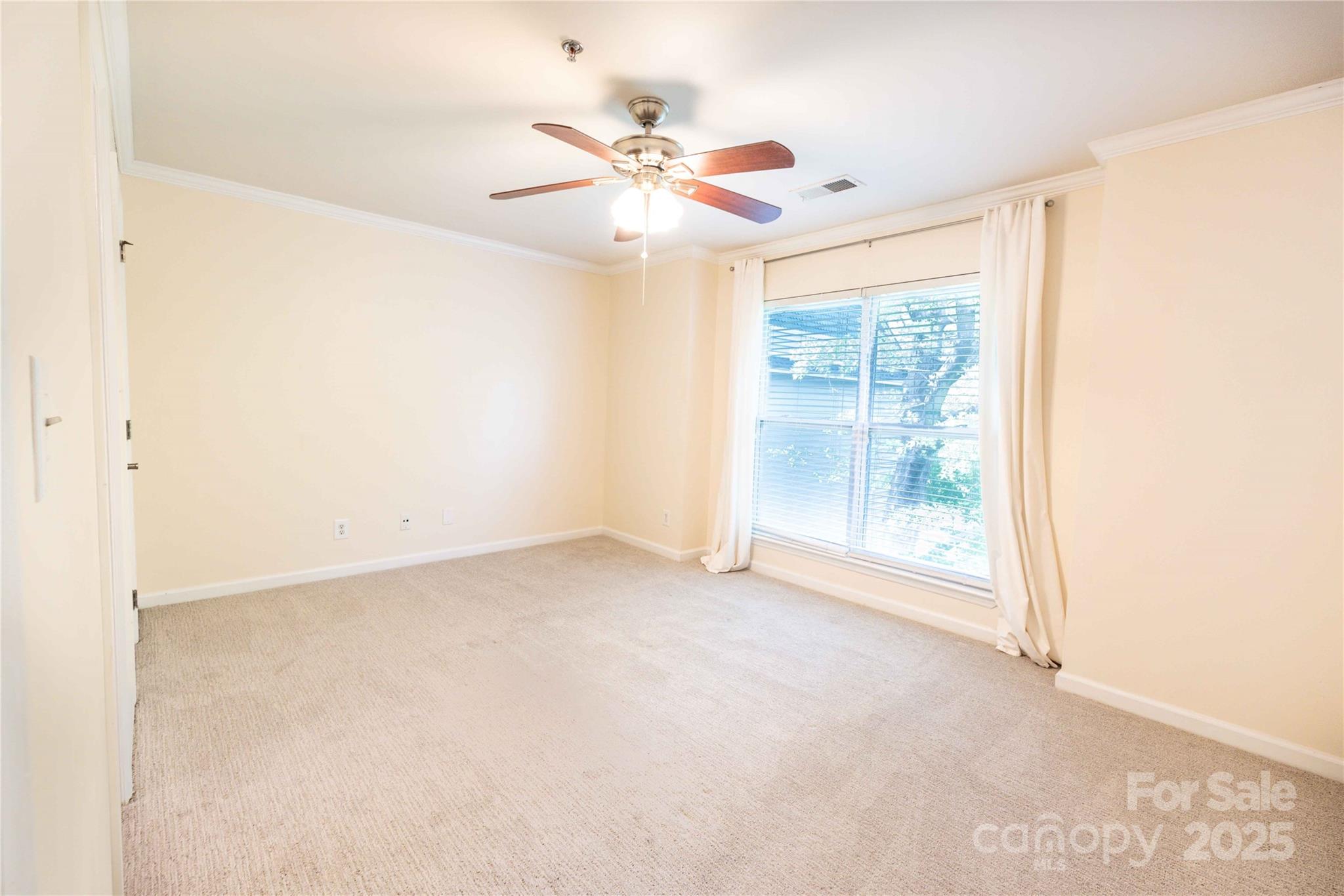 Property image 5 of 525 N Graham Street in The Fourth Ward Square, Charlotte, NC 28202