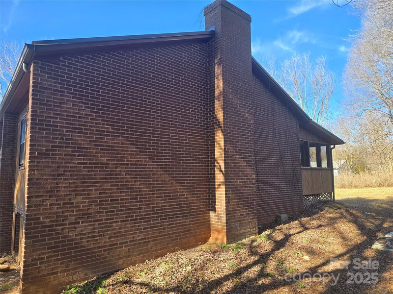 Property image 3 at 5636 Sandhurst Road, Hickory, NC 28602
