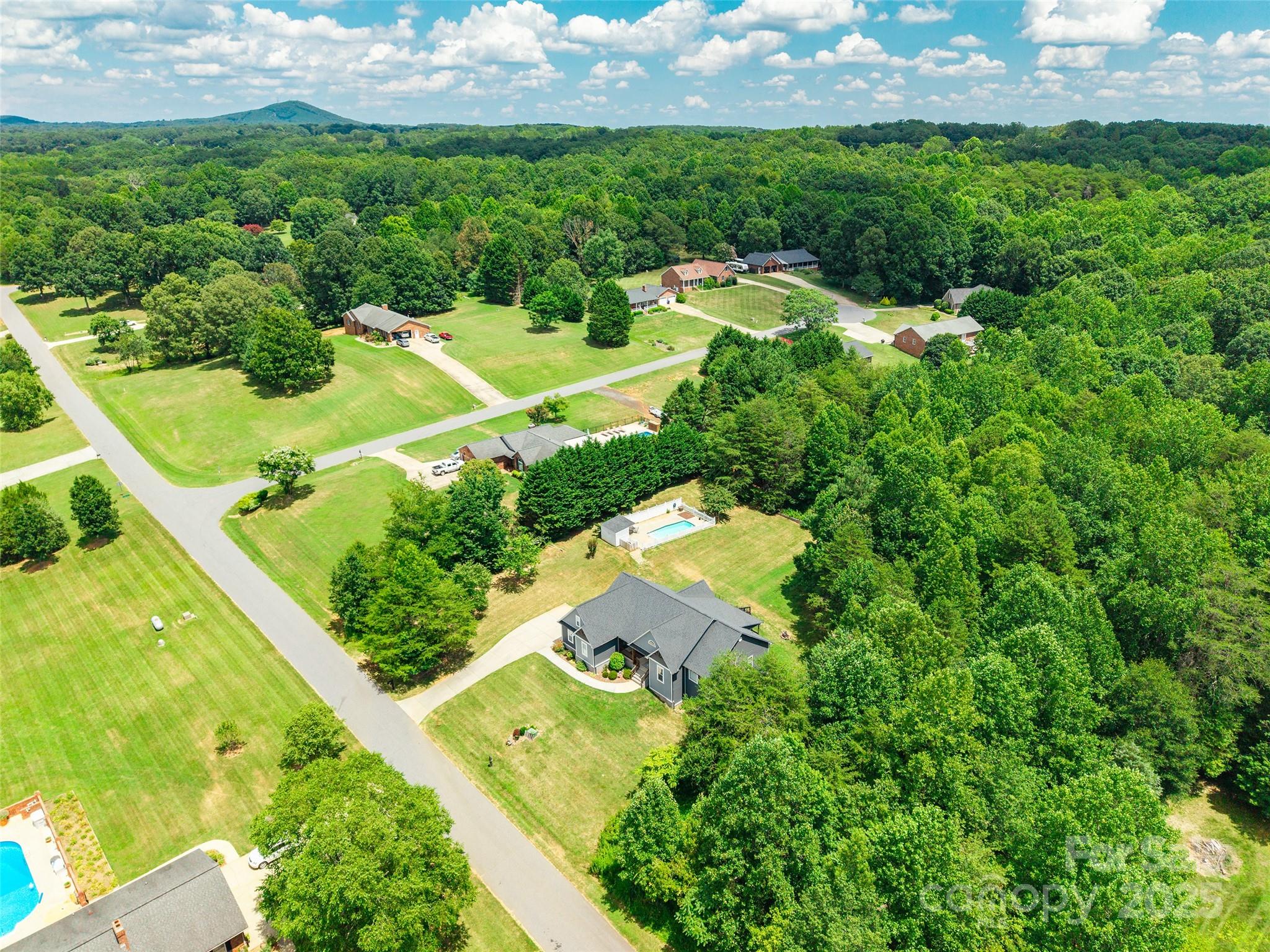 Property image 3 of 3400 Elaine Avenue in Mason Springs, Lincolnton, NC 28092