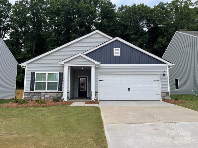 3238 Maple Ridge Drive