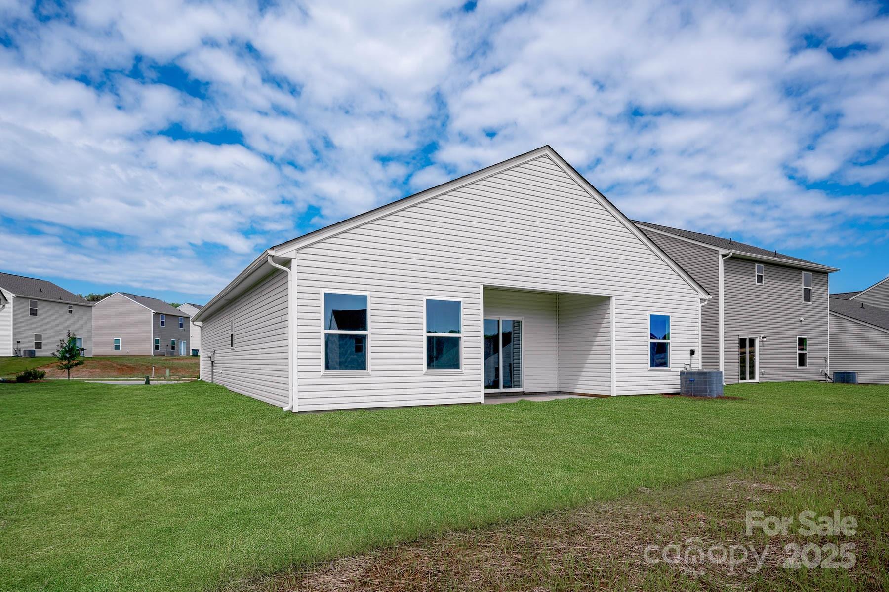 Property image 2 of 3238 Maple Ridge Drive in Stagecoach Station, Gastonia, NC 28052
