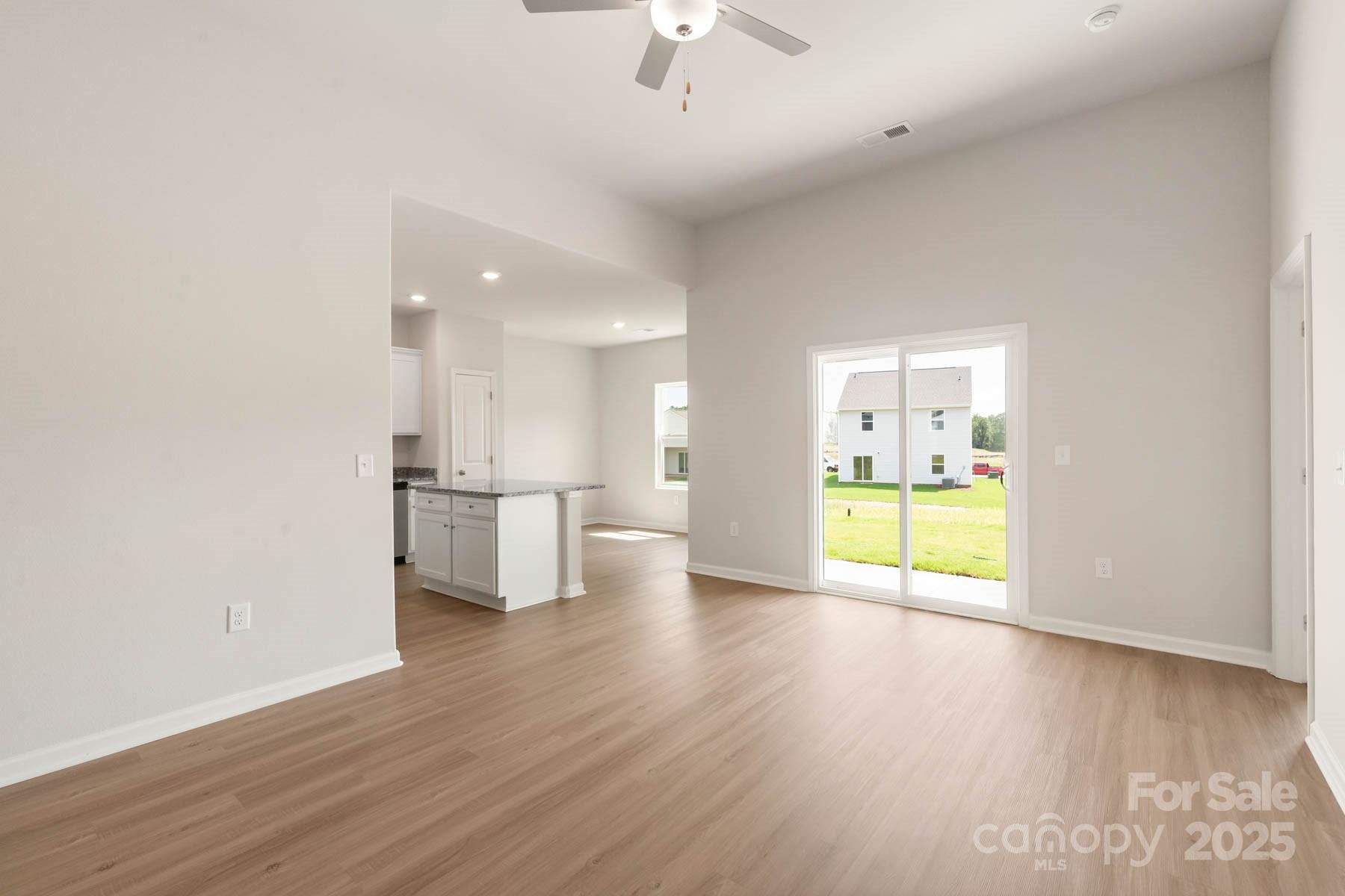 Property image 4 of 3238 Maple Ridge Drive in Stagecoach Station, Gastonia, NC 28052