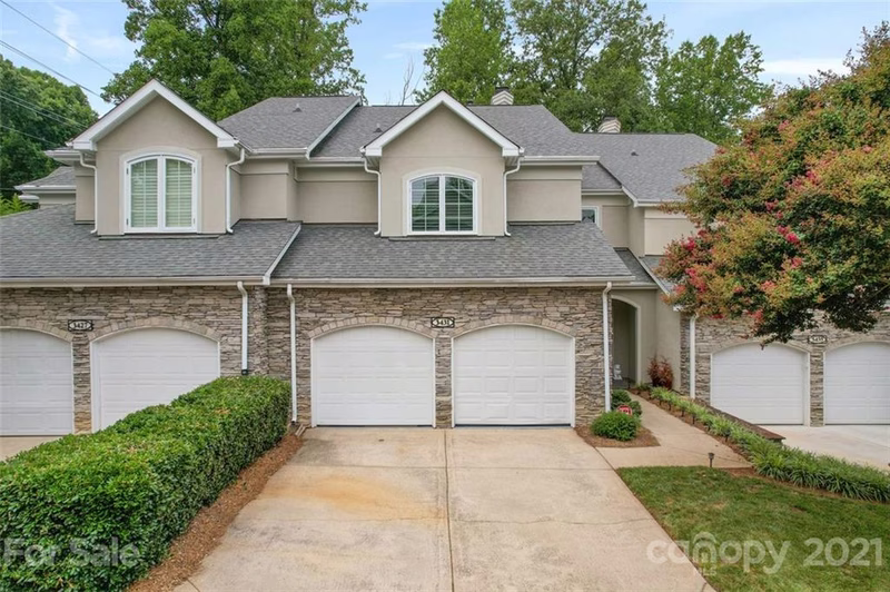 3431 Royal Crest Drive