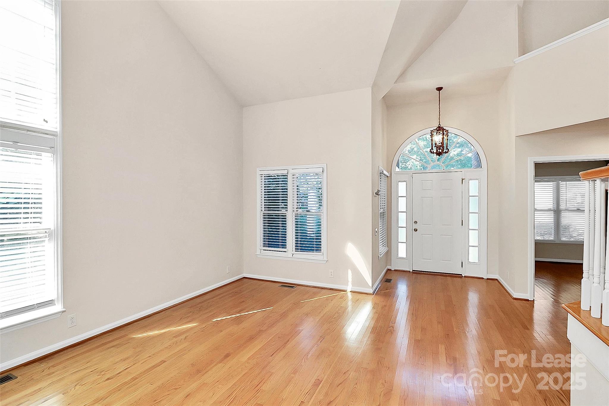 Property image 3 of 500 River Oaks Lane in Wimbledon, Charlotte, NC 28226