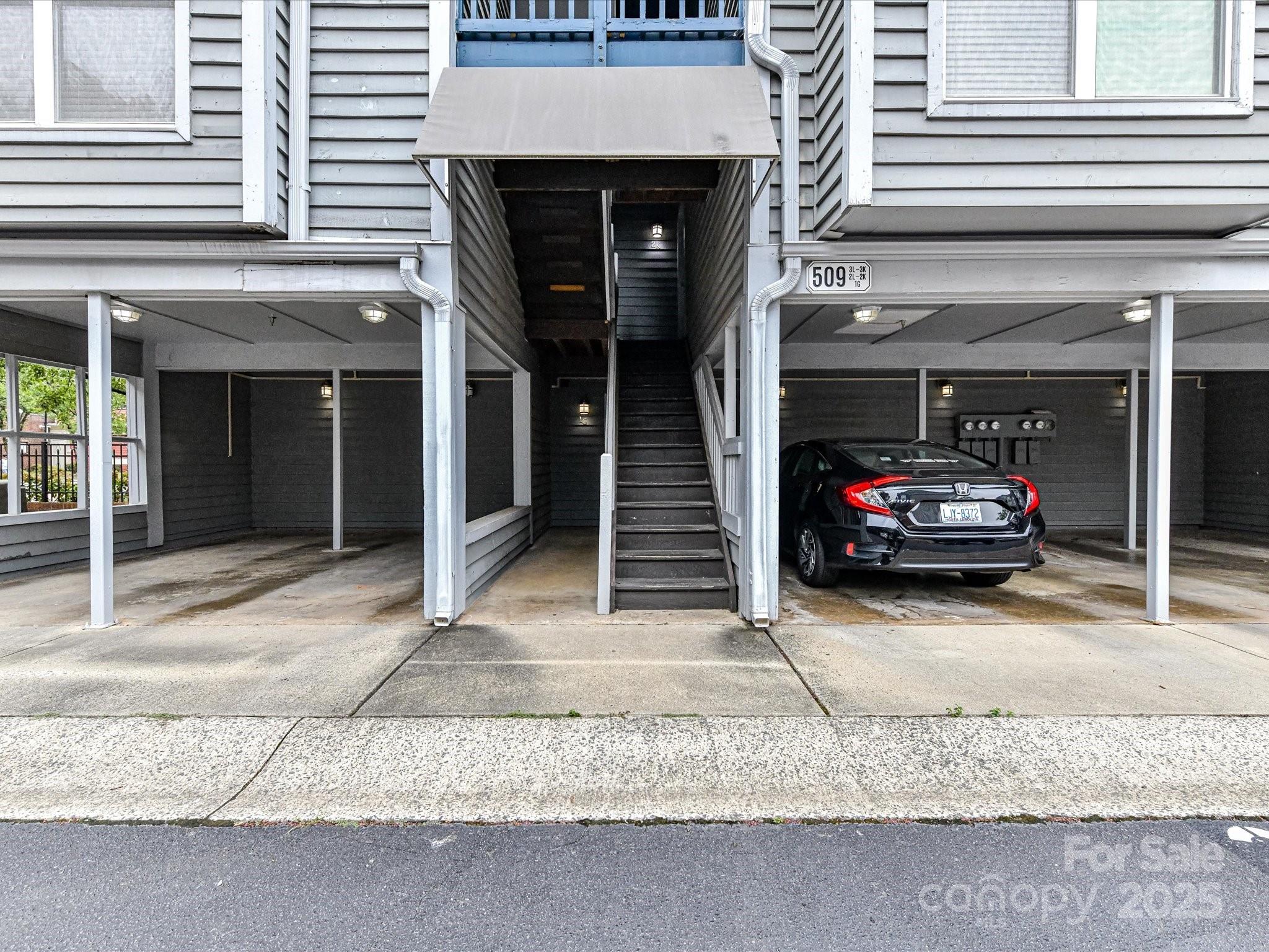 Property image 4 of 509 N Graham Street in The Fourth Ward Square, Charlotte, NC 28202