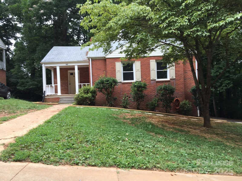 385 Westwood Drive
