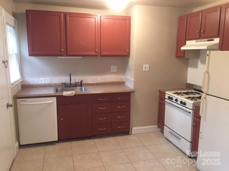 Property image 3 at 385 Westwood Drive, Statesville, NC 28677