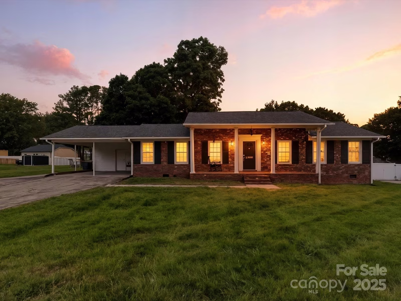 2426 Redbud Drive