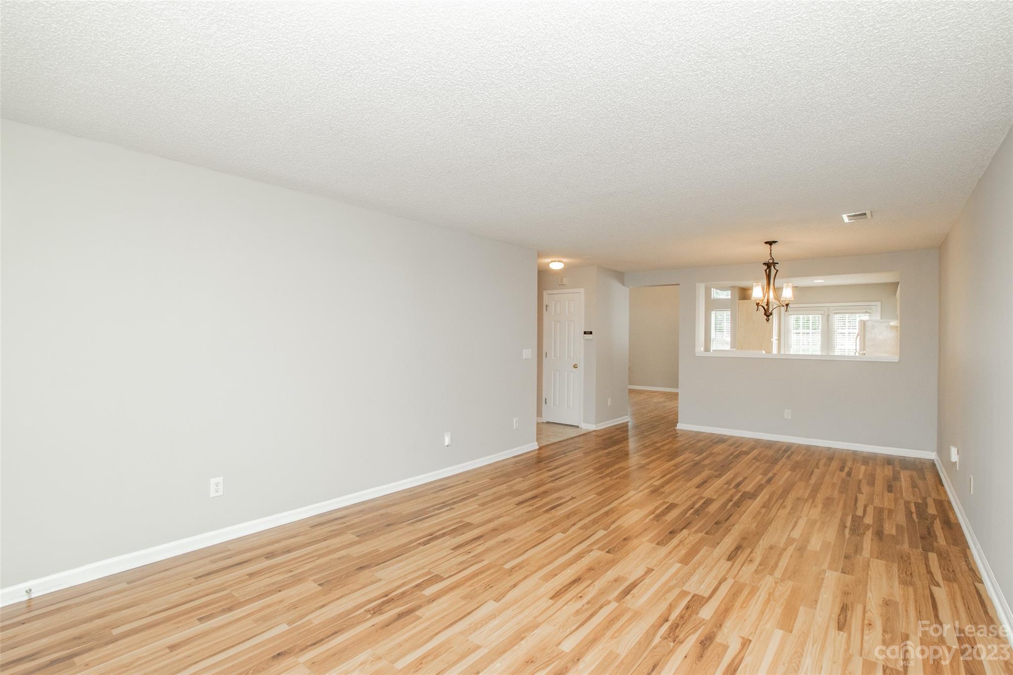 Property image 5 of 8661 Robinson Forest Drive in Tyler Woods, Charlotte, NC 28277