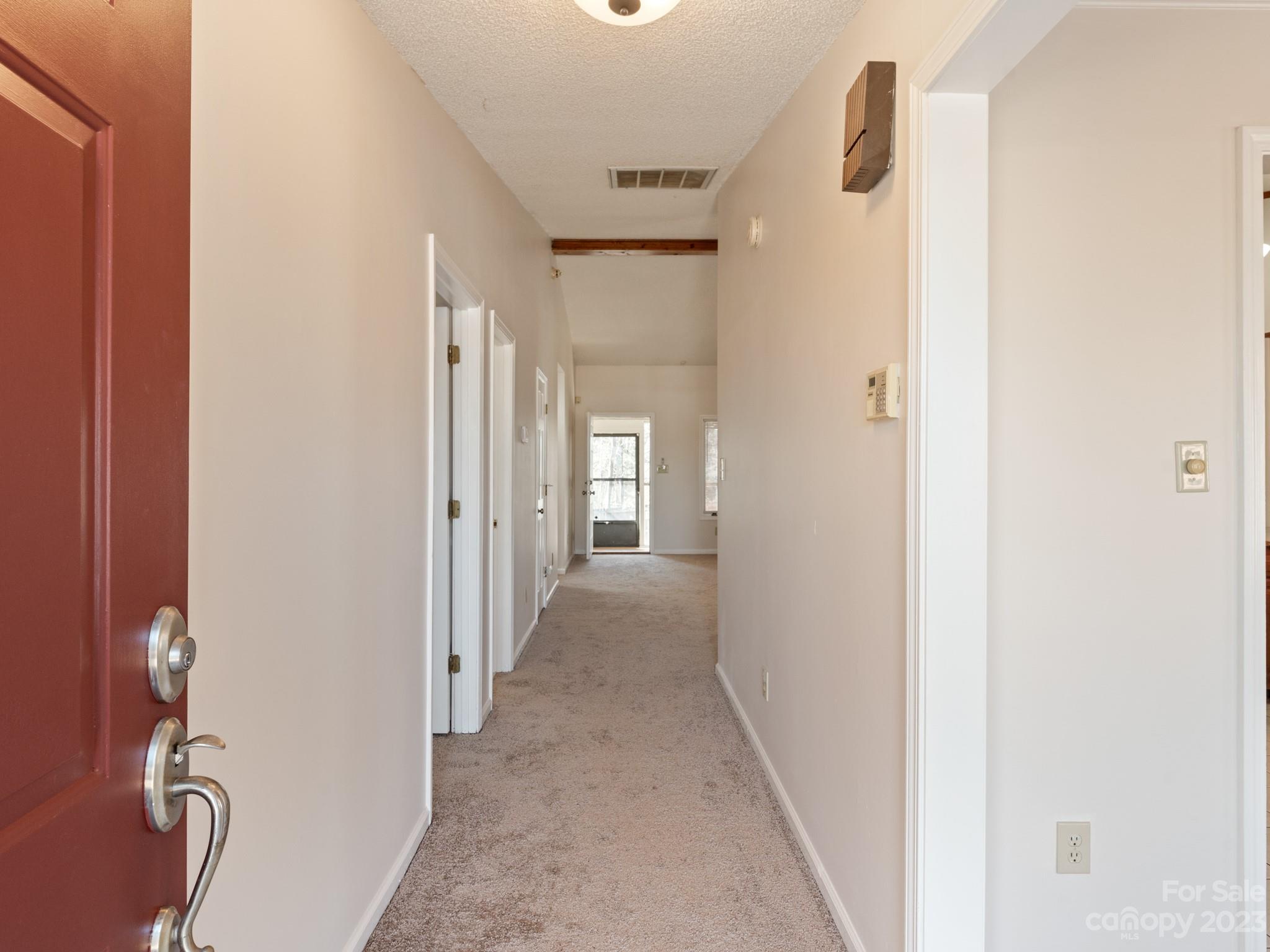 Property image 4 of 1115 Hanford Place in Ridgeview, Concord, NC 28027