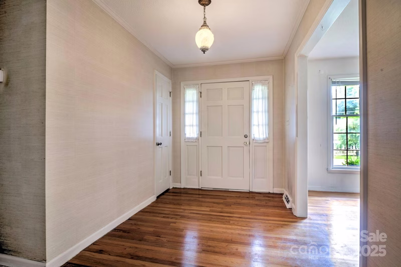 Property image 3 at 1658 Buckingham Avenue, Gastonia, NC 28054
