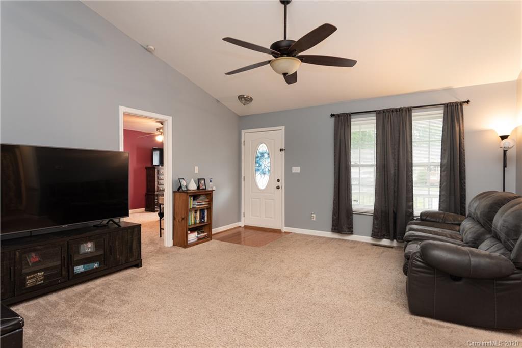 Property image 4 of 2180 Brantley Creek Drive in Brantley Creek, Kannapolis, NC 28083