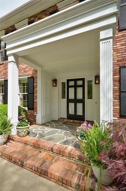 Property image 3 of 152 Camellia Way in Timber Creek, Hendersonville, NC 28739