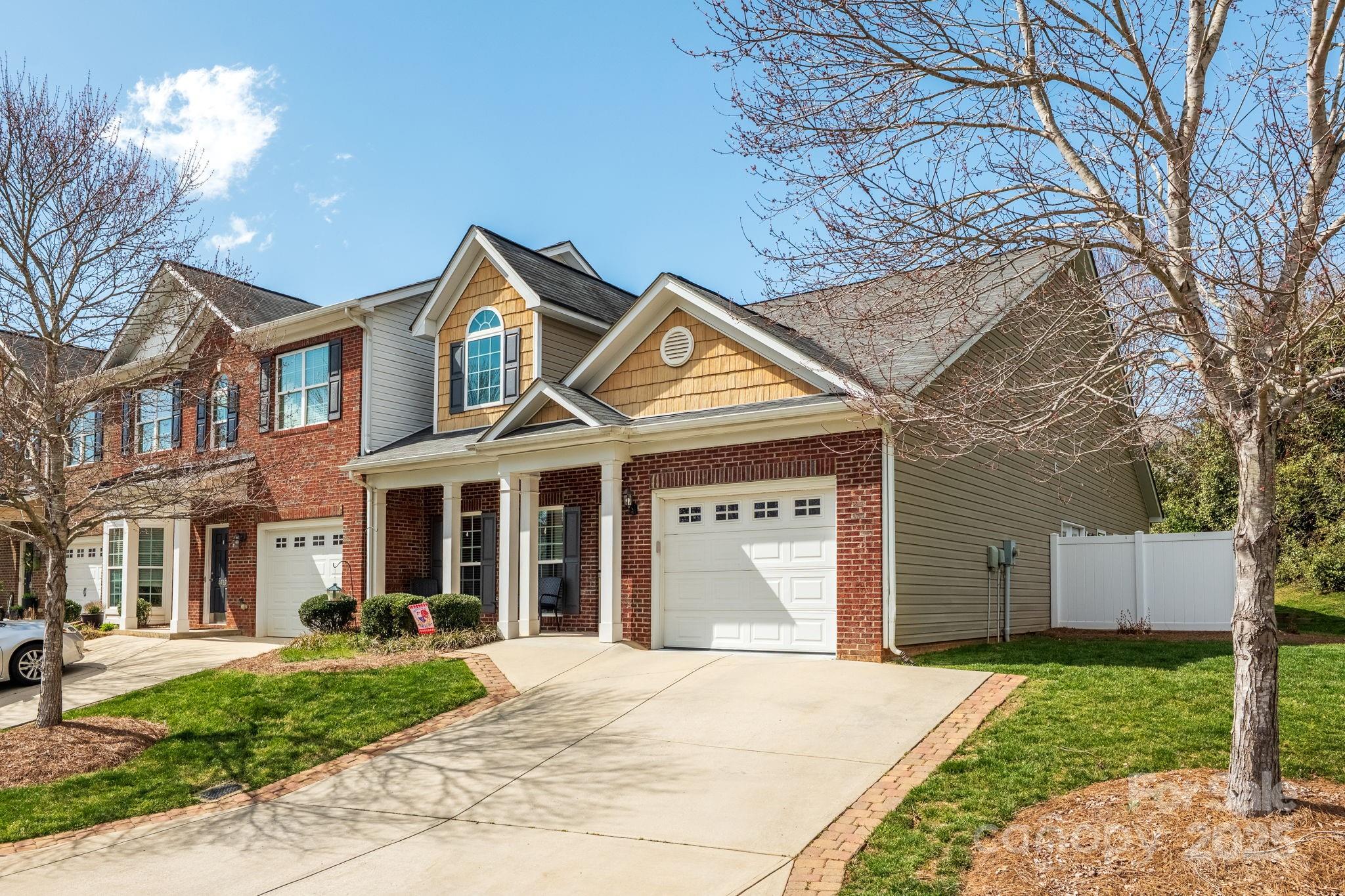 Property image 3 of 4015 Broadview Lane in Catawba Hills, Gastonia, NC 28056