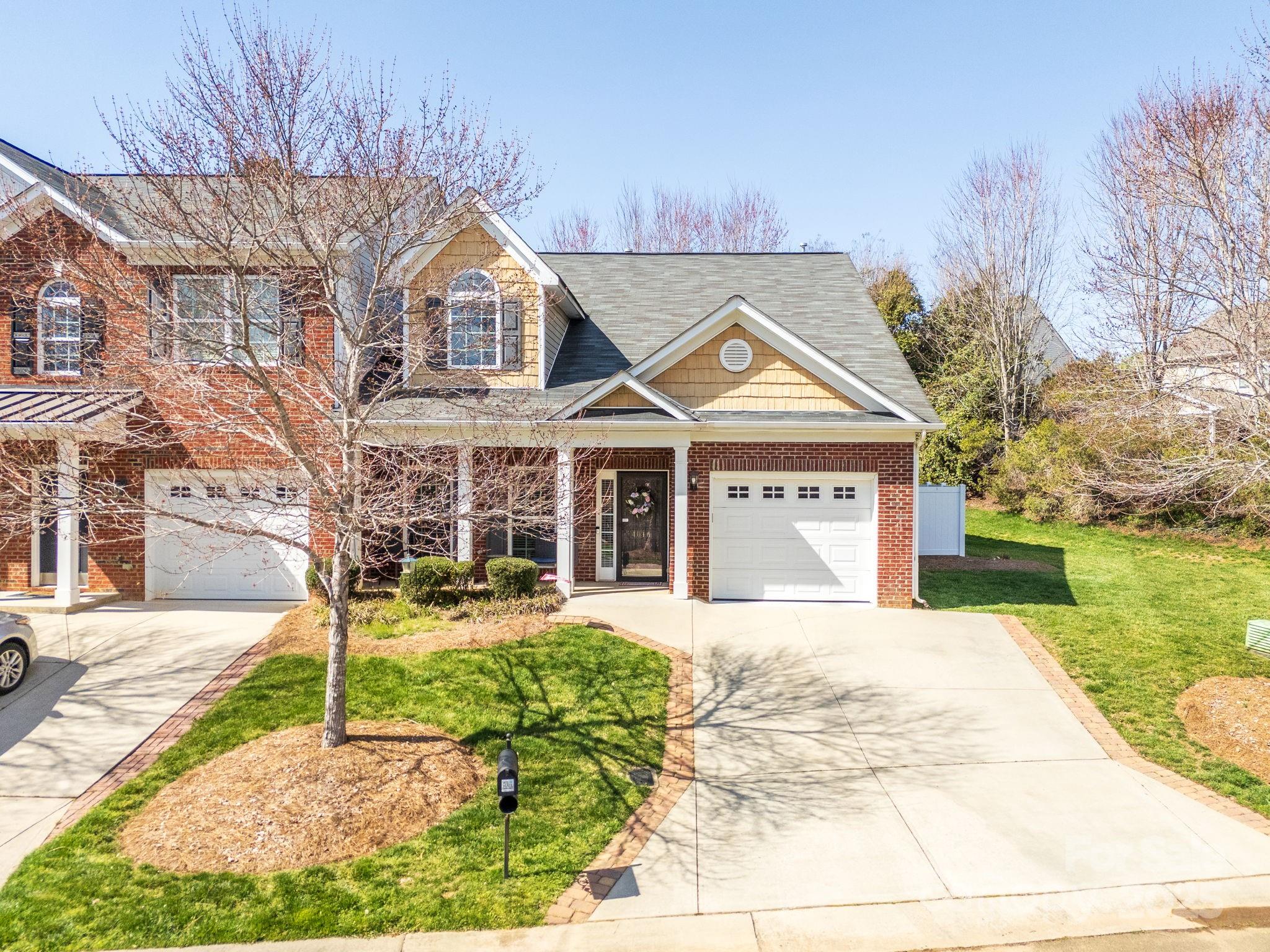 Property image 5 of 4015 Broadview Lane in Catawba Hills, Gastonia, NC 28056